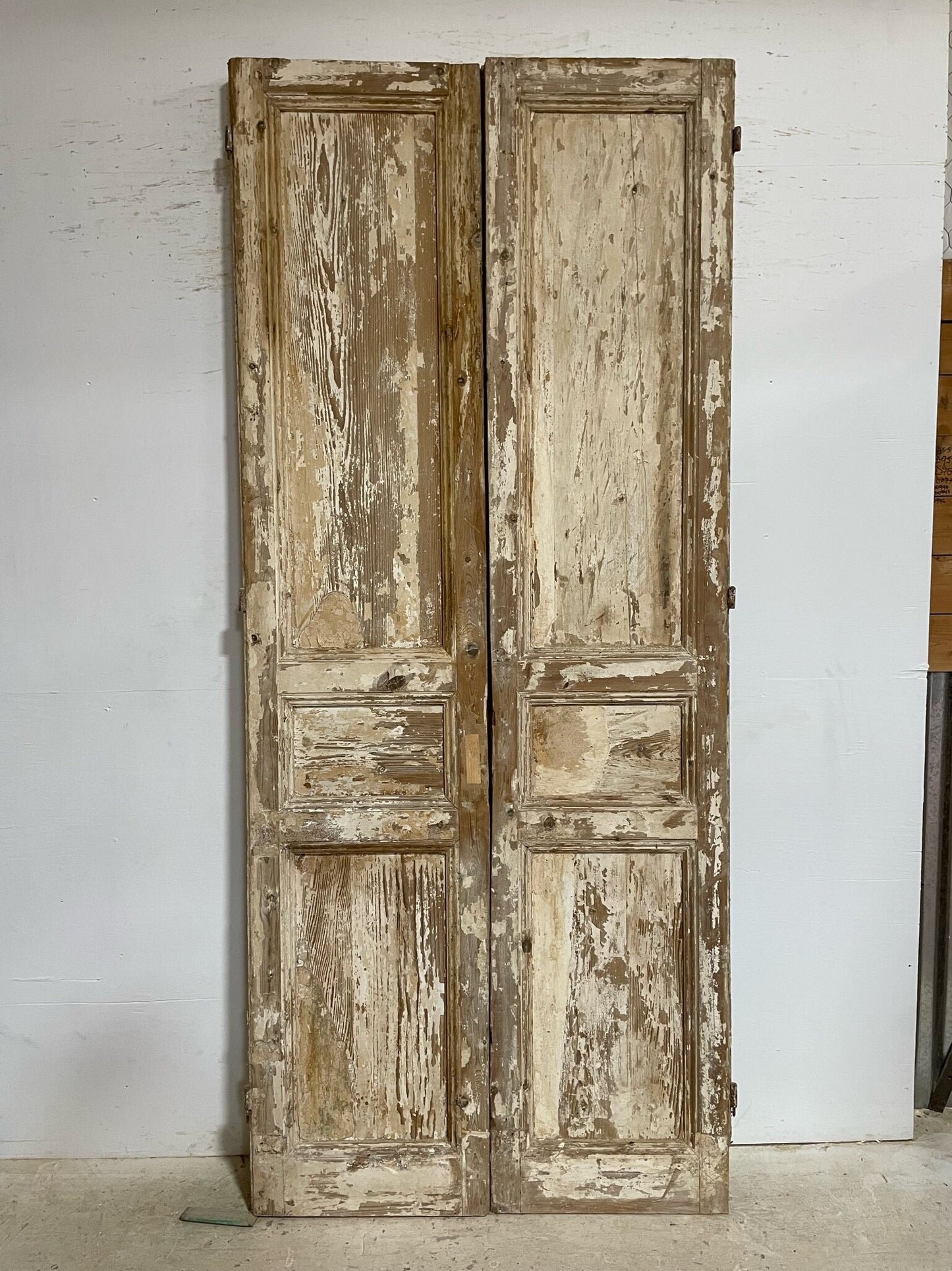 Antique French door (104.5x44.25) F0903