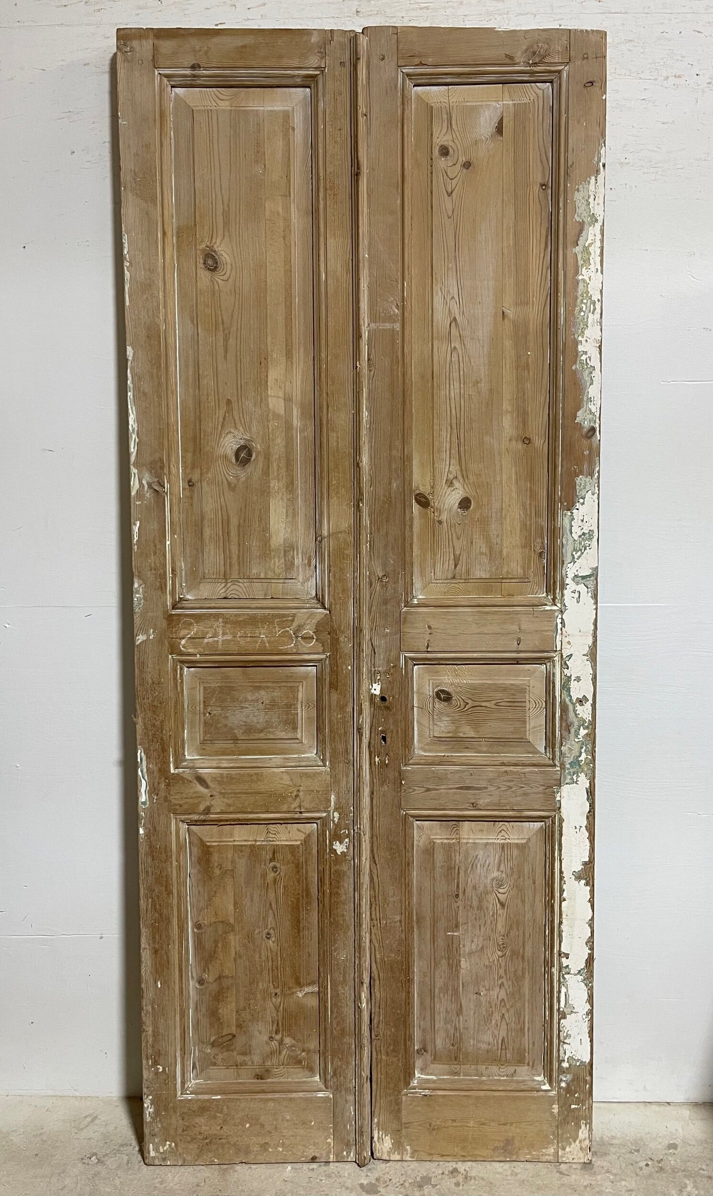 Antique French panel doors (94.25x39) I158