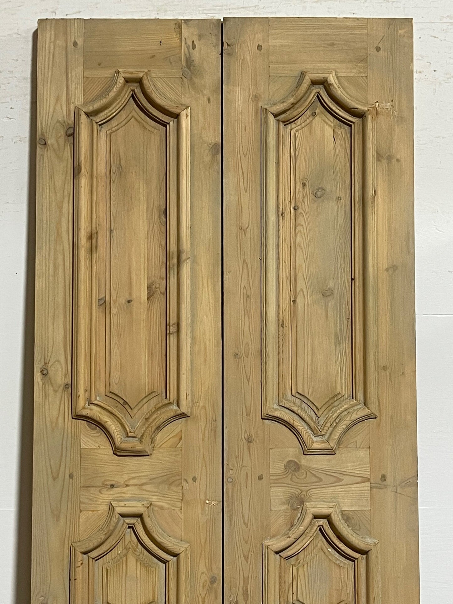 French panel doors with carvings (96 x 36.25) I028