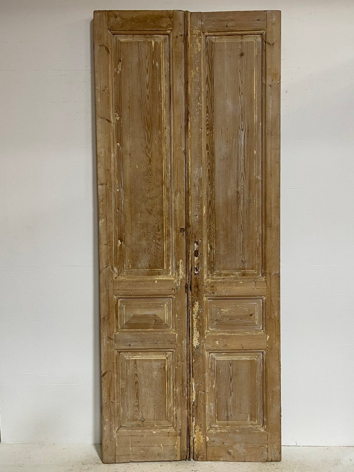 Antique French panel door (108.25x44) G0058as