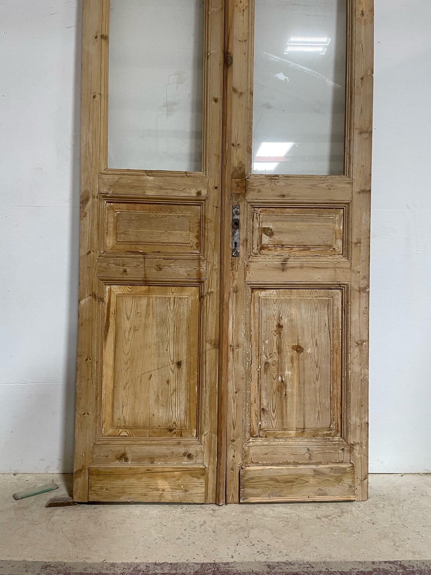 Antique French door (113.25x47) with glass F0285