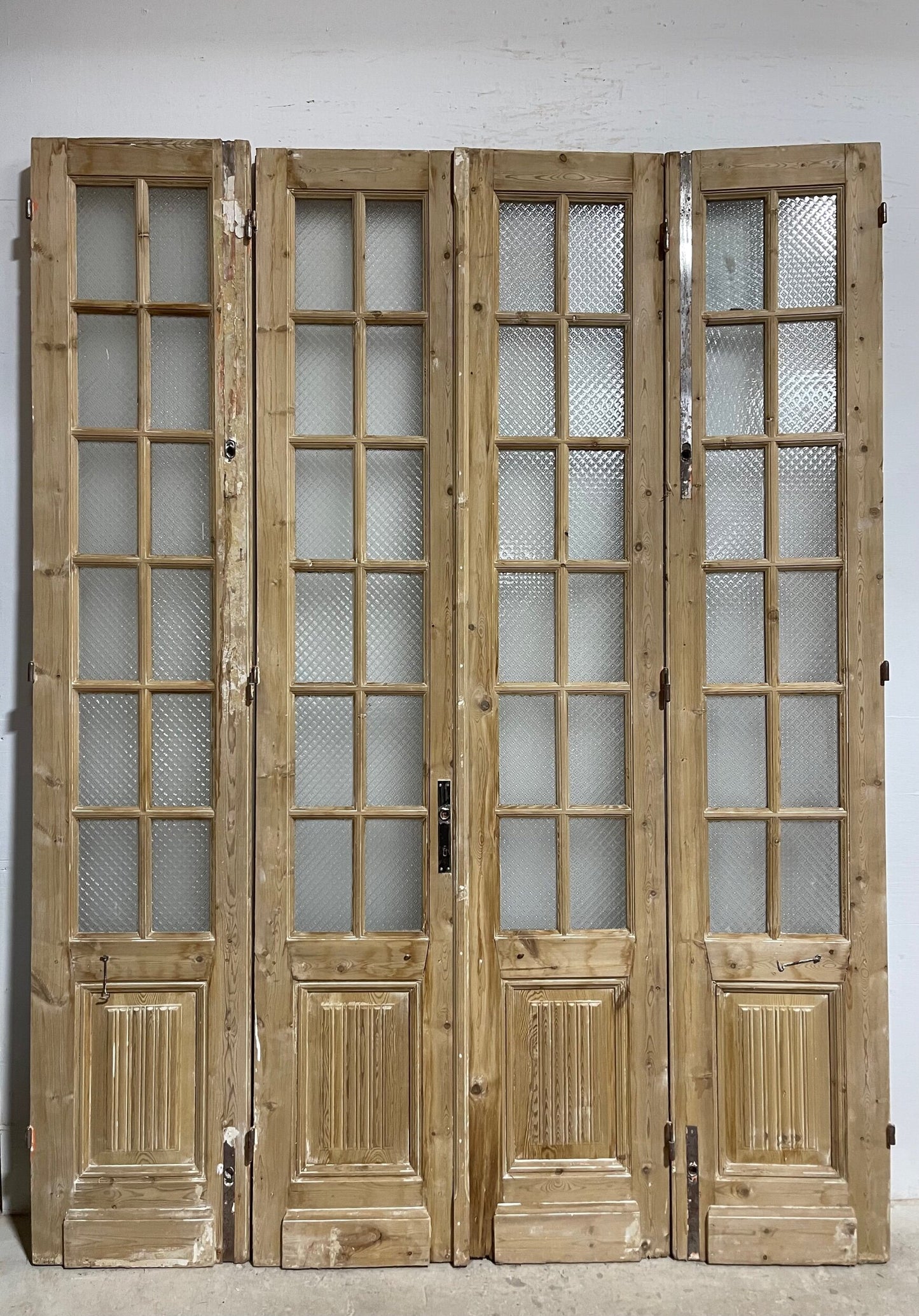 Antique French panel doors with glass (100 x 77) I063