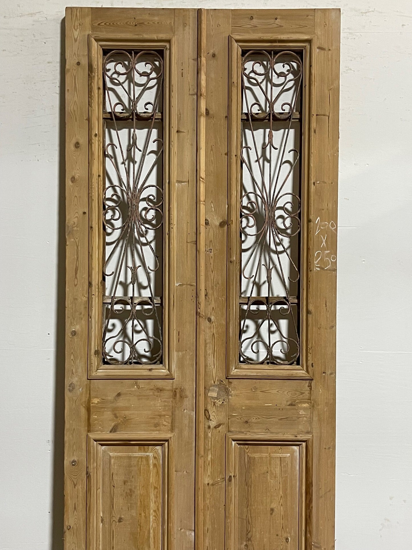 Antique French panel doors with metal (98.5 x 39.75) I035