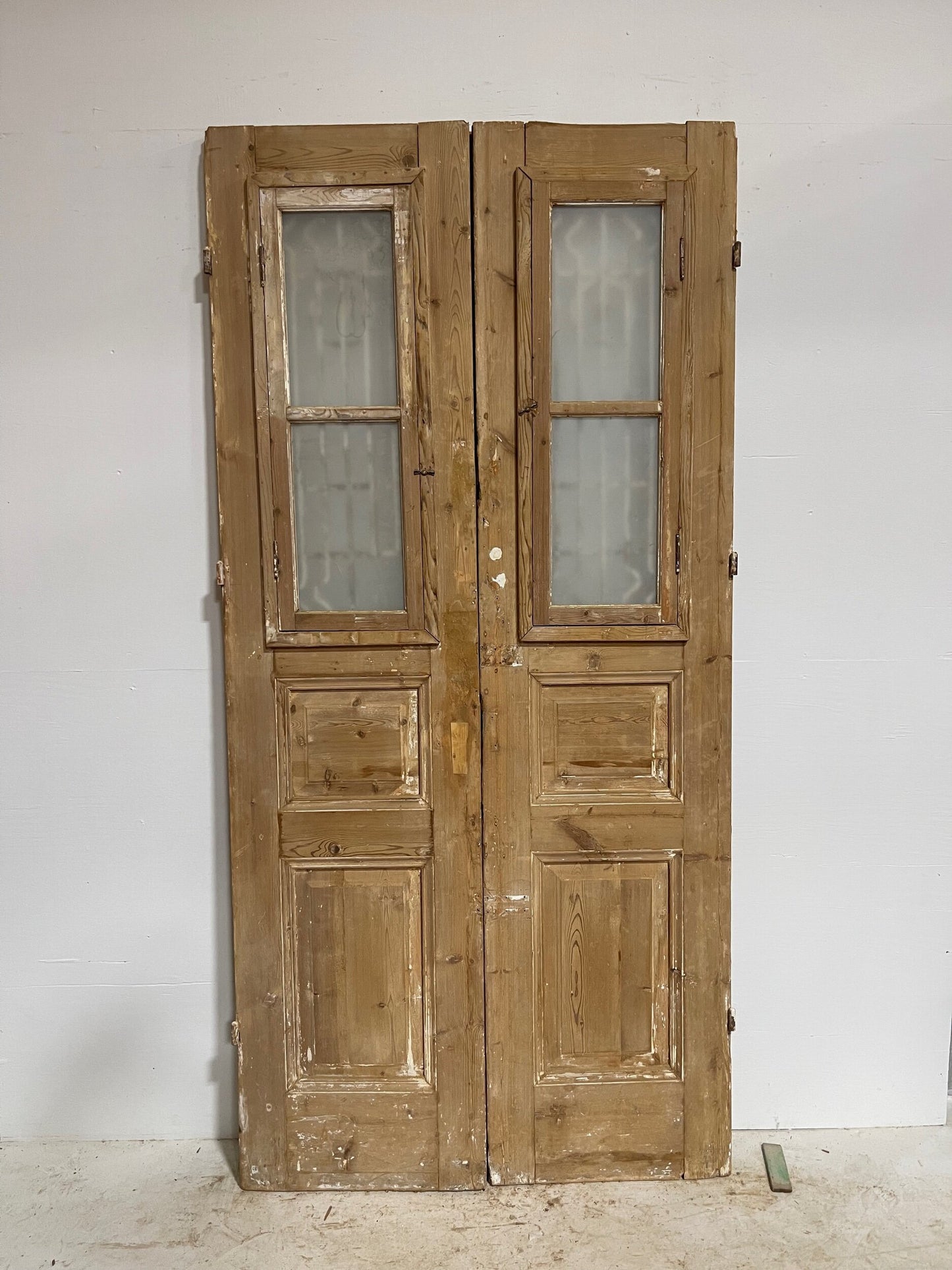 Antique french door with iron (96x46) G1284s