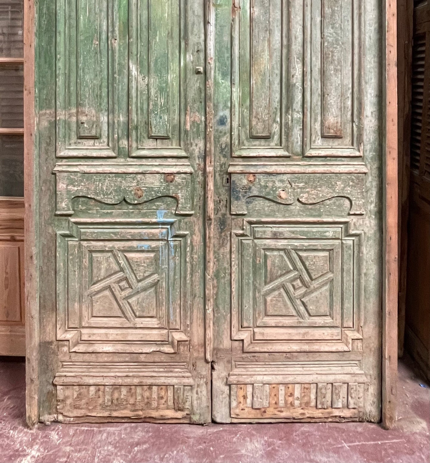 Antique French doors in frame (F=99x62) (d=97x58.75) H0299s