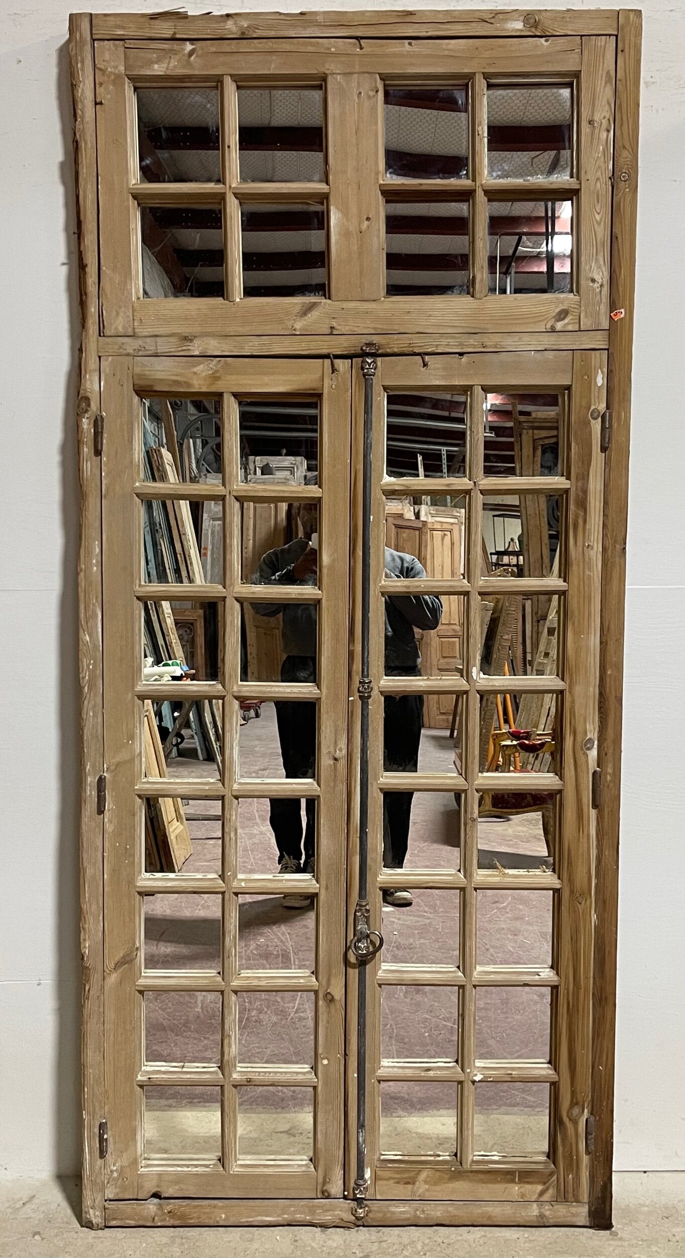 Framed 3 panel mirror (86.5X40.25) H0289s