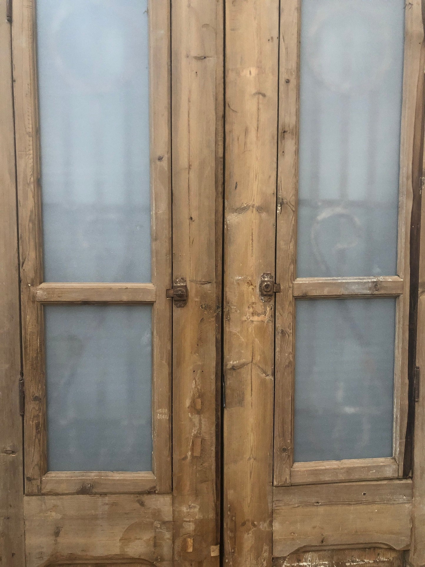 Antique panel doors (91.75x40.5) with iron C091