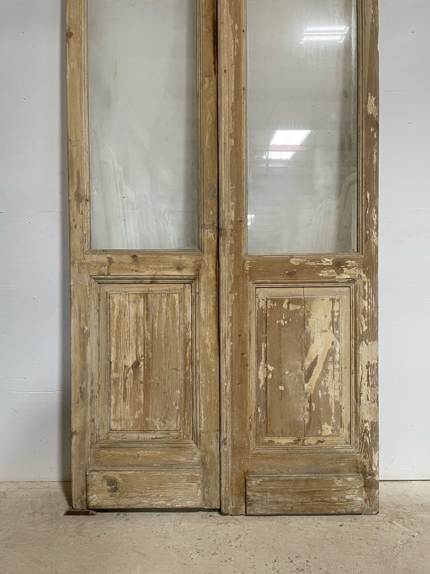 Antique French door (113.5x48) with glass F0302