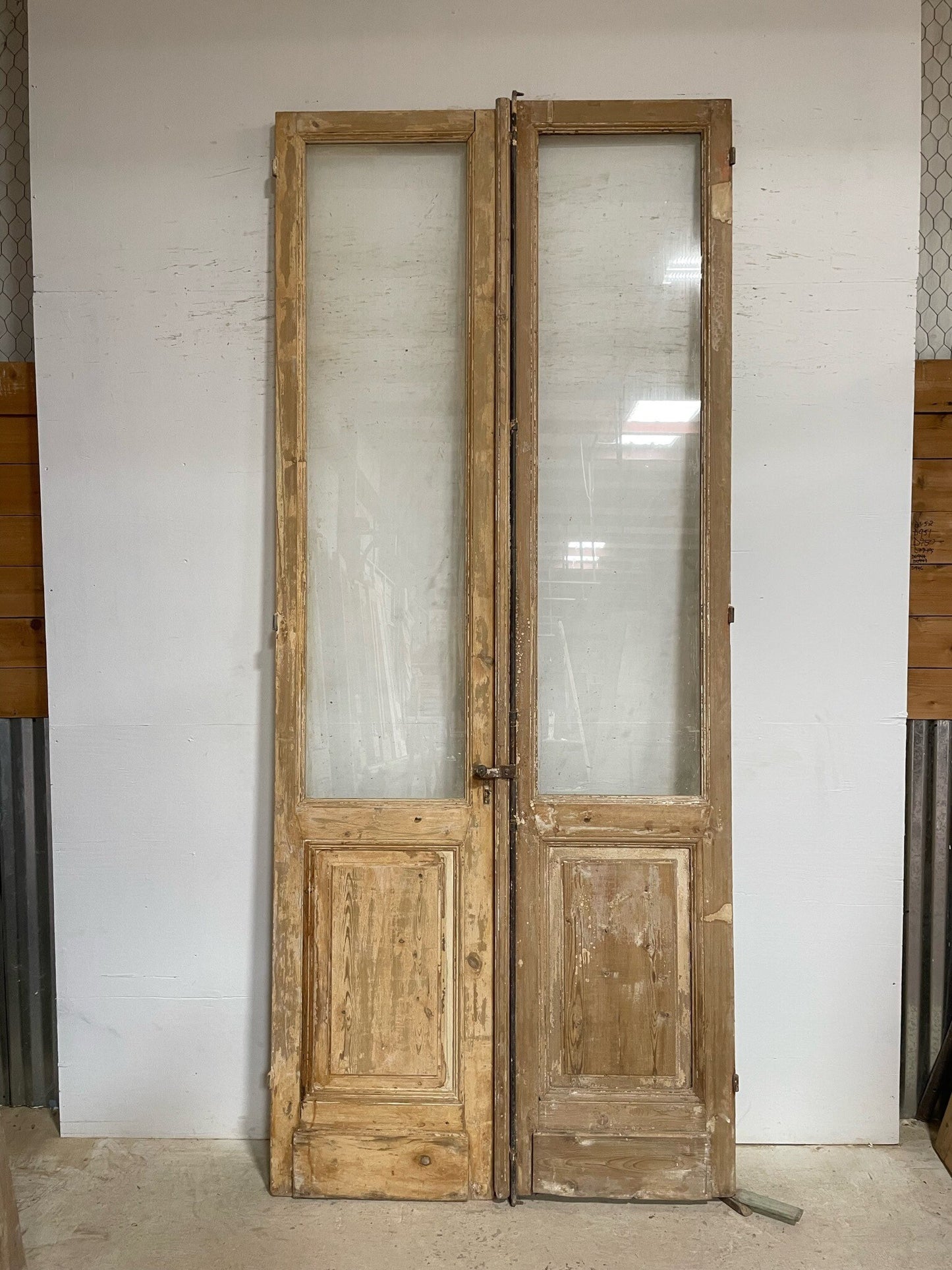Antique French door (113.5x48) with glass F0304