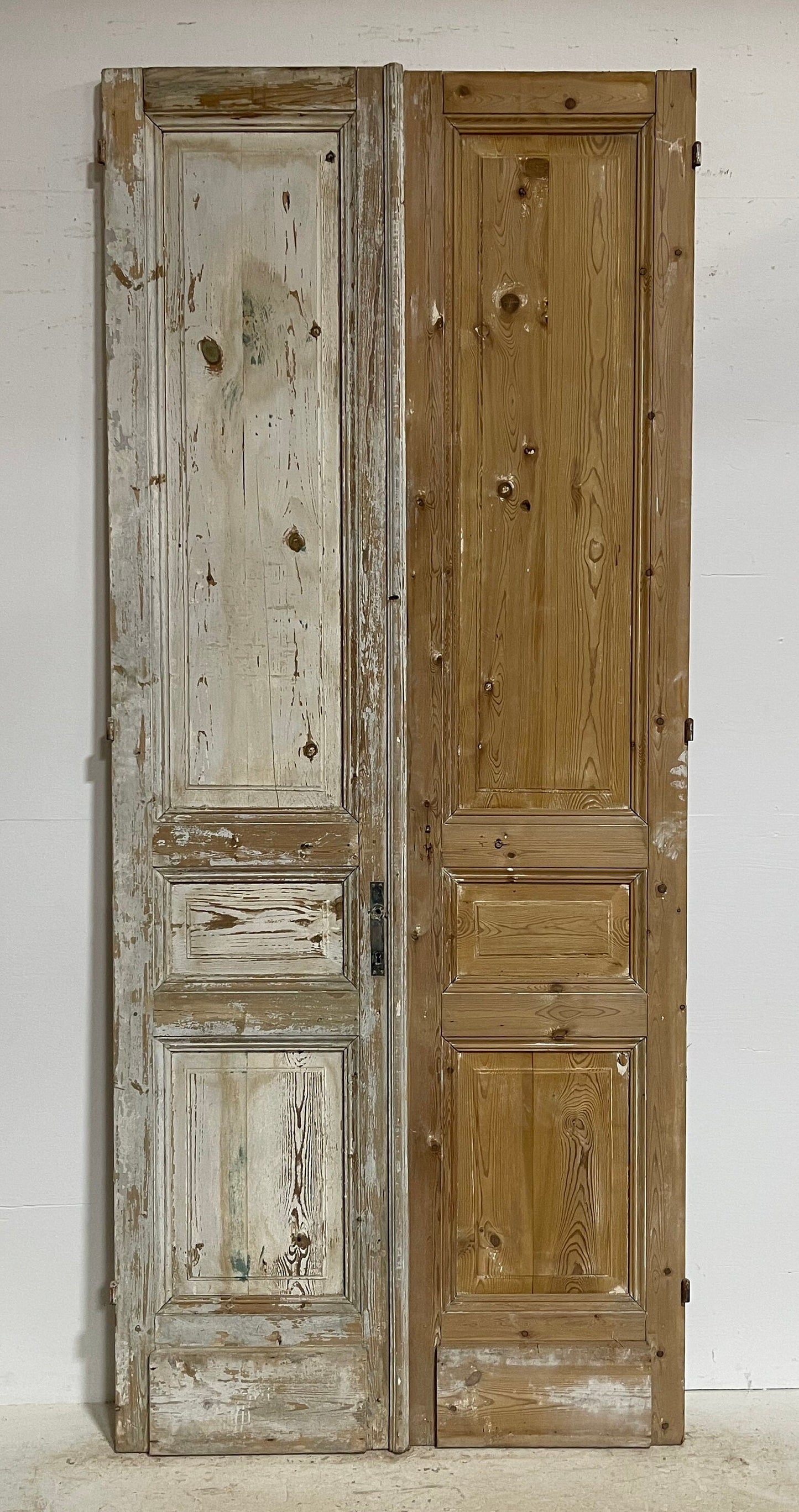 Antique French panel doors (104.25x44) G0089s