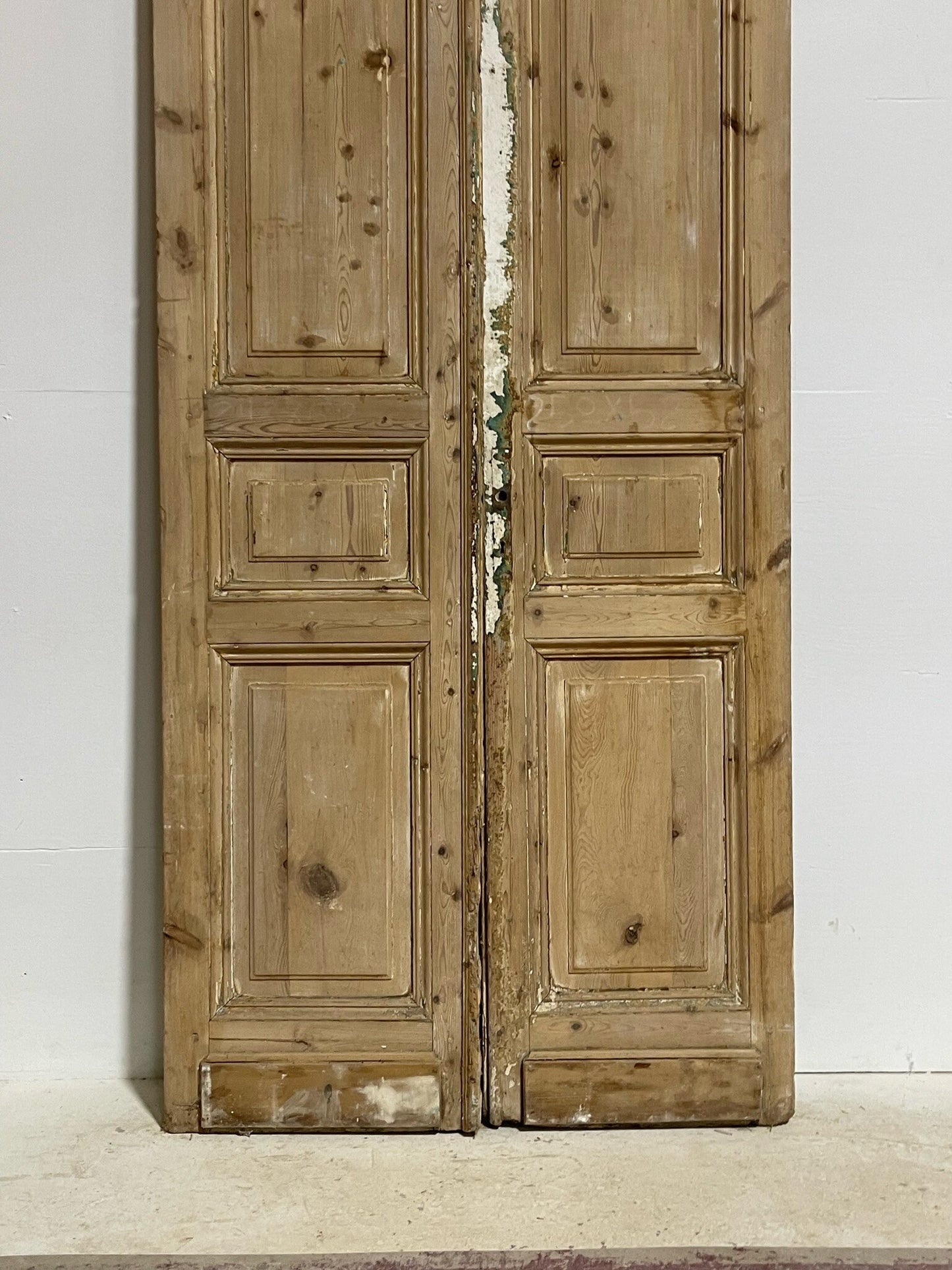 Antique French doors (97.5X40.75) G0109