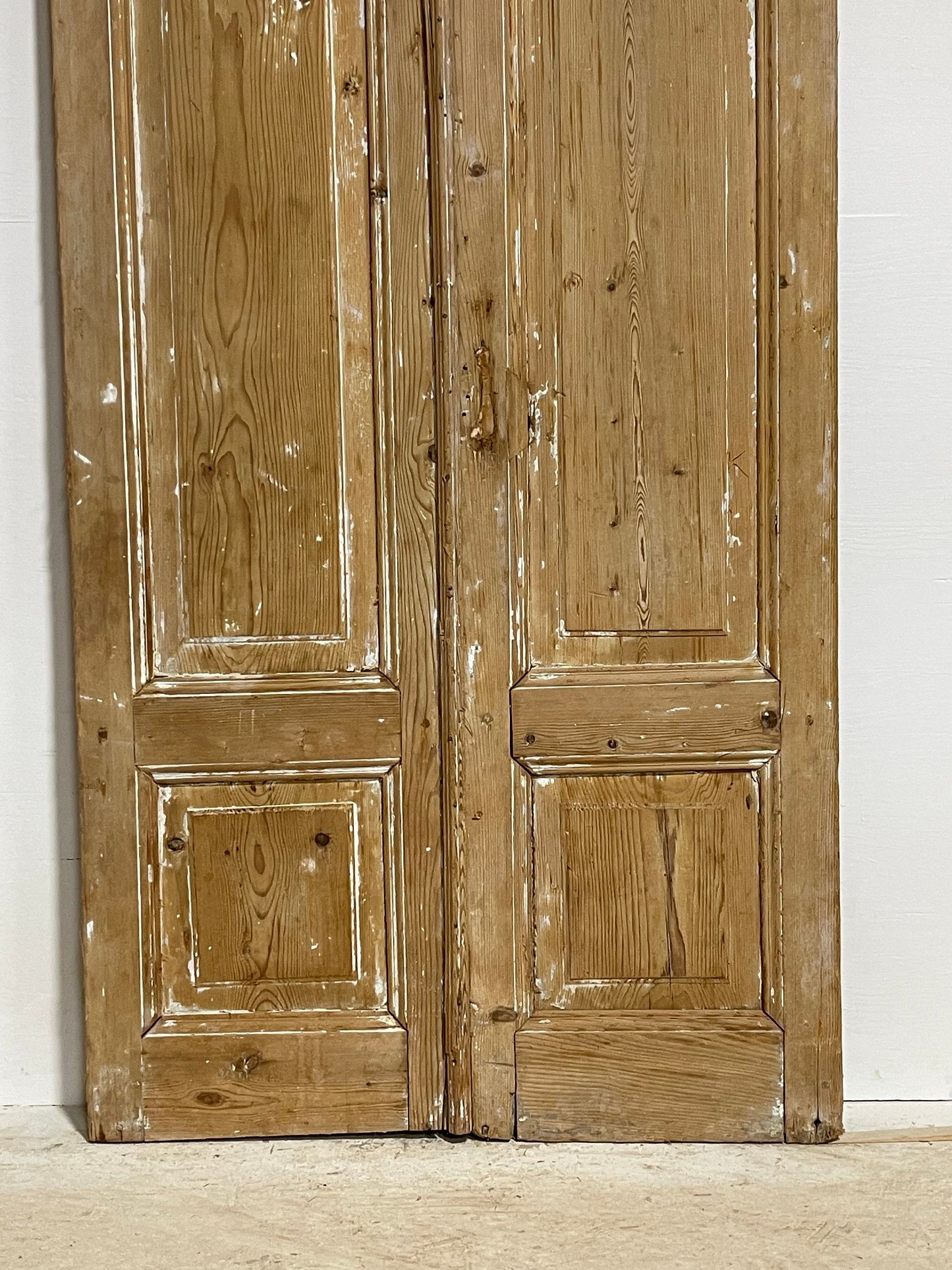 Antique French panel doors (85x39.5) H0055s