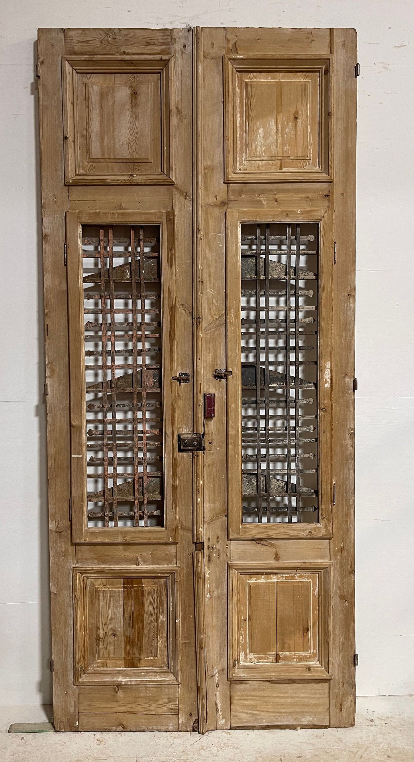 Antique French panel doors with metal (99.75x44.75) H0029s