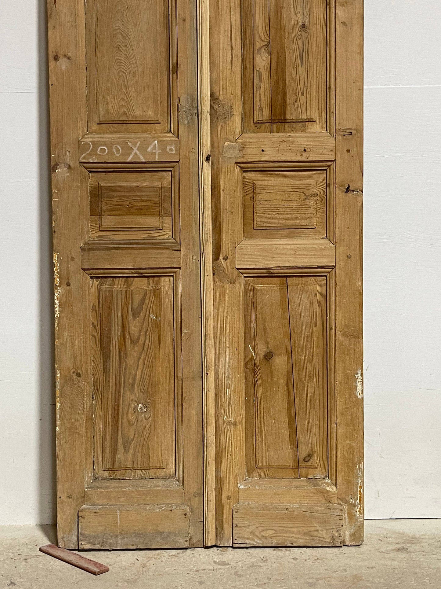 Antique French panel doors (78.5x32.25) I083s