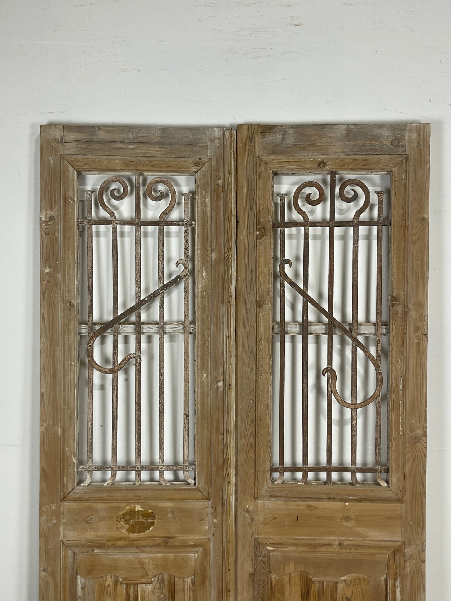 Antique French panel doors with Metal (86.25 x 44.75) O13