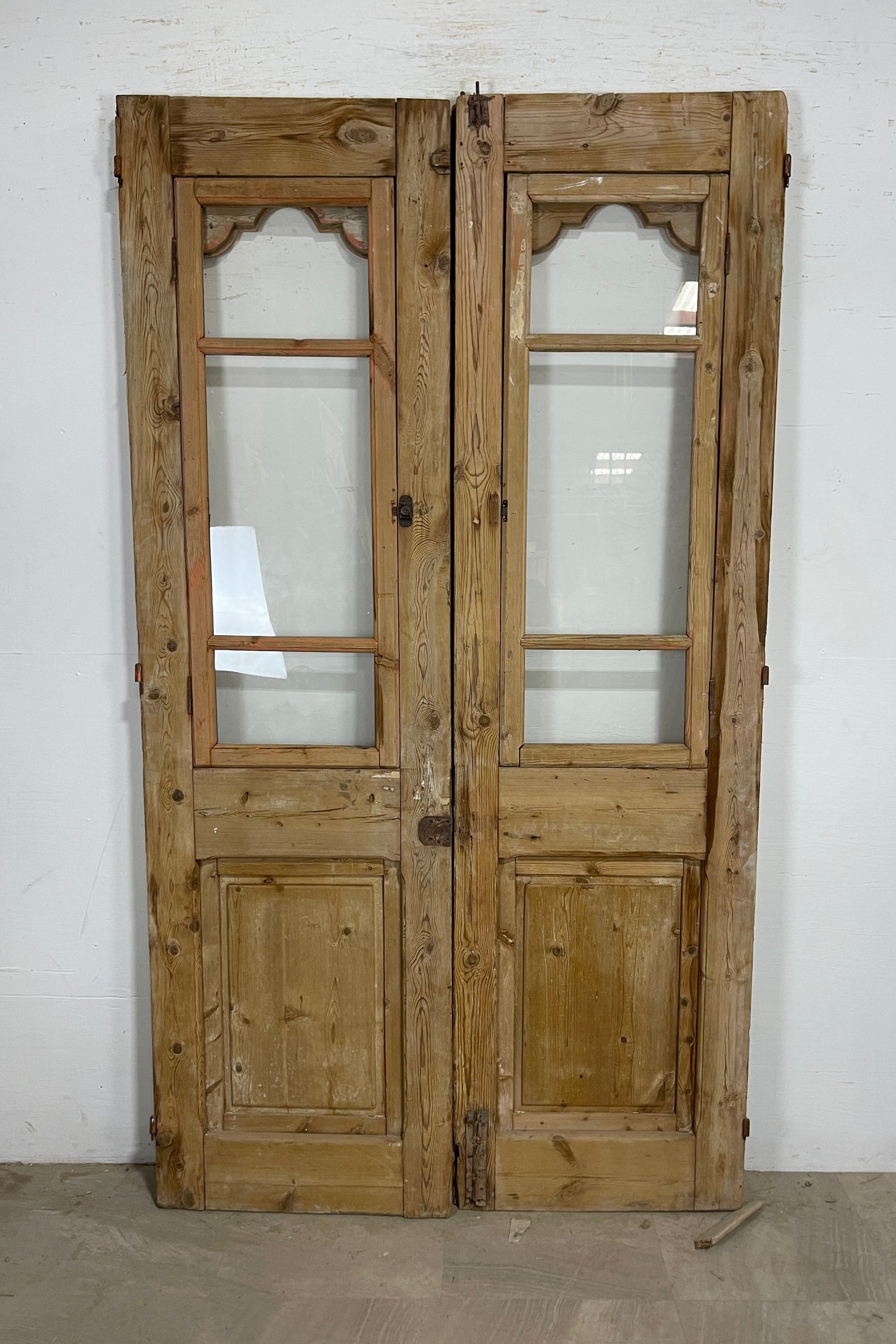 Antique French panel doors with Glass and carvings (91 x 51.5)  P8