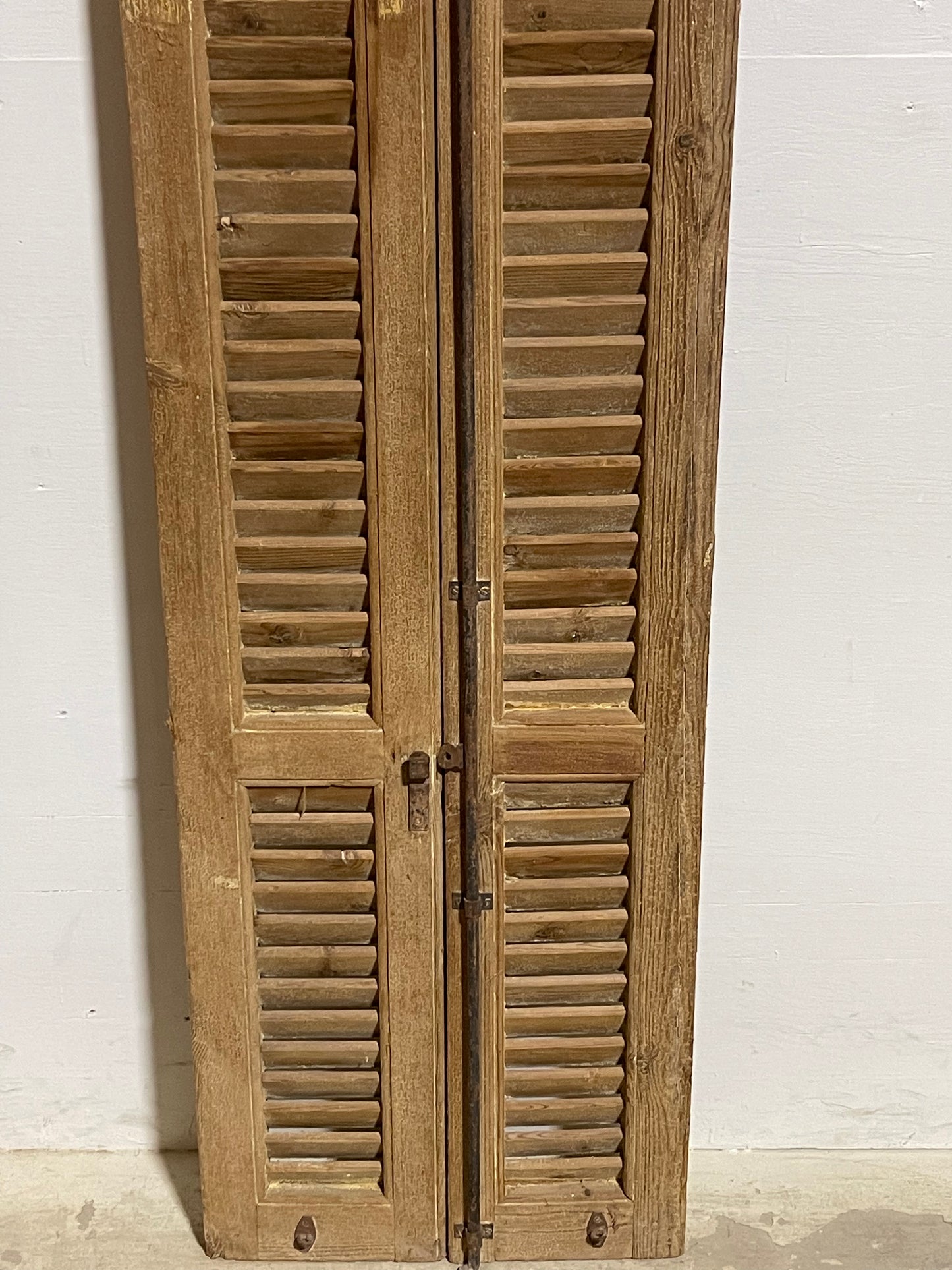 Antique French Shutters (86.5x20) J056