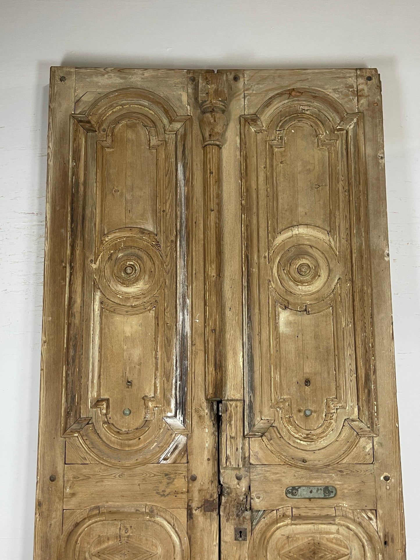 Antique French panel doors with Carvings (119 x 51.5) P50