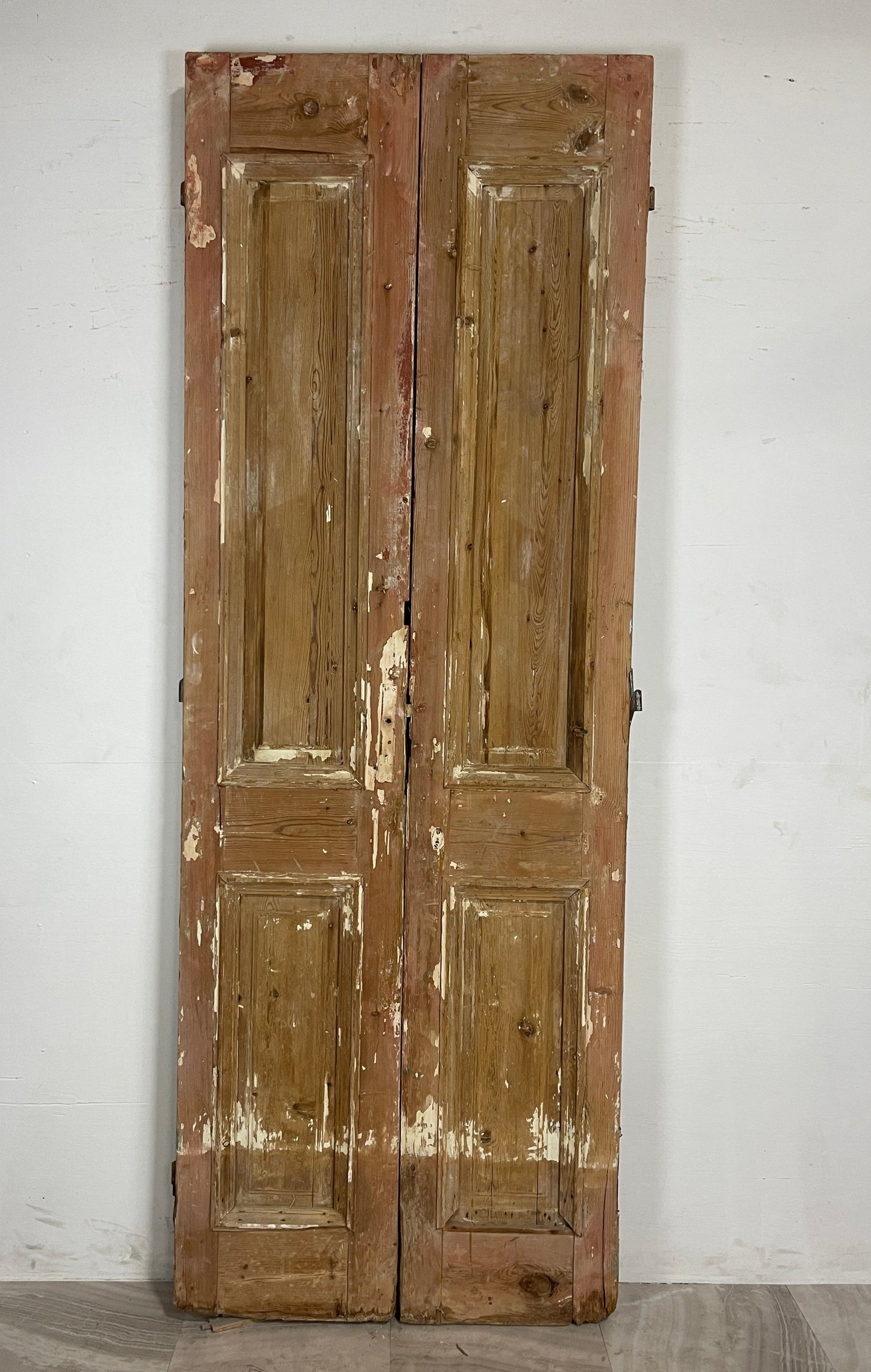 Antique  French Panel Doors with Carving  (106x38.5) N023