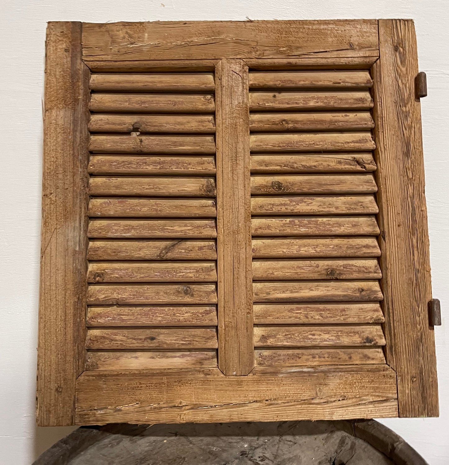 Antique French Shutters (22.5x21.75) J502
