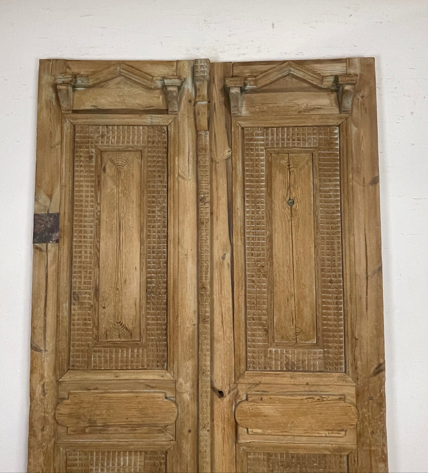 Antique French panel doors with Carvings (98.5 x 56) P15