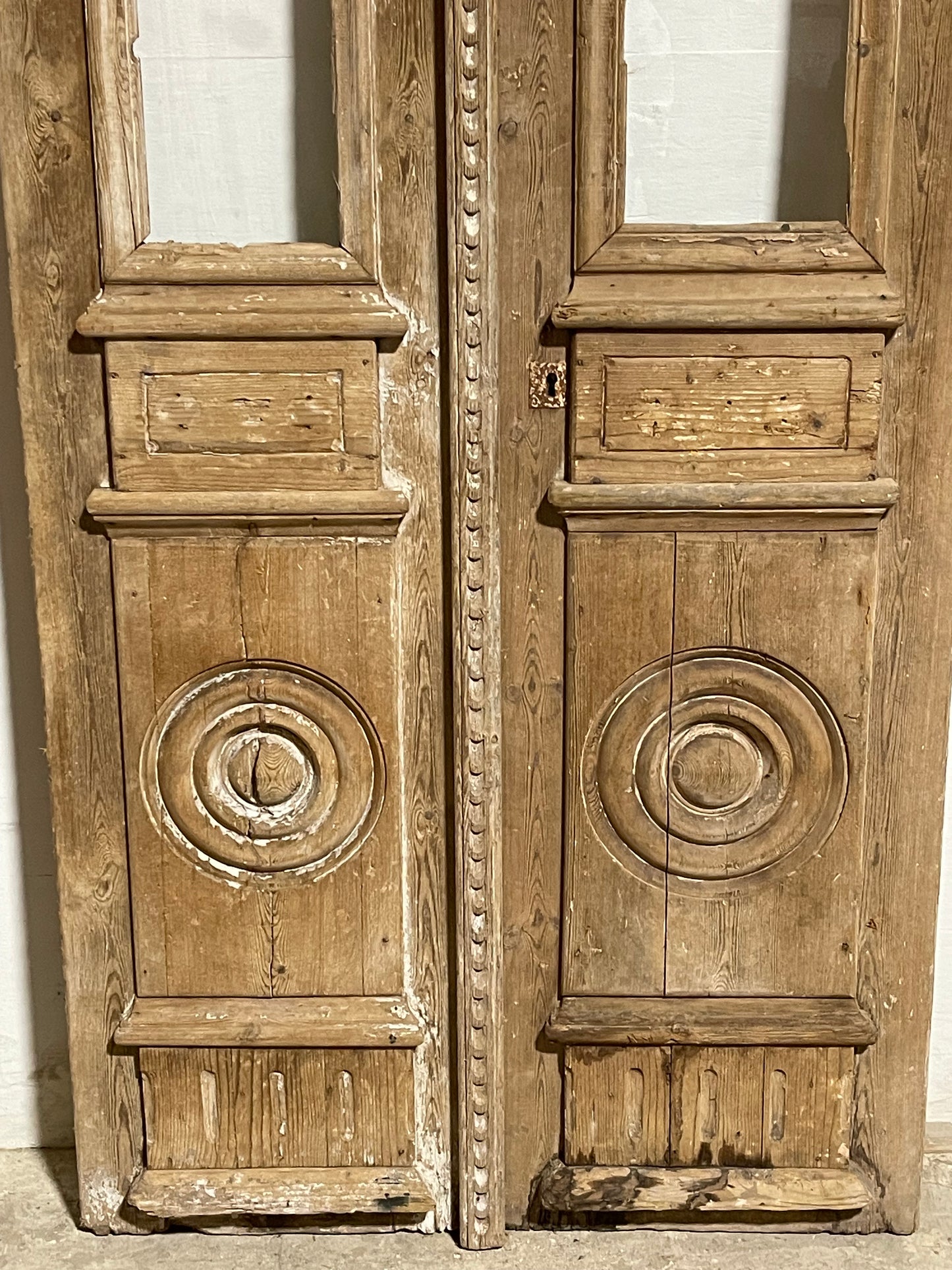 Antique French panel doors with glass and carving (91.25x36) L104