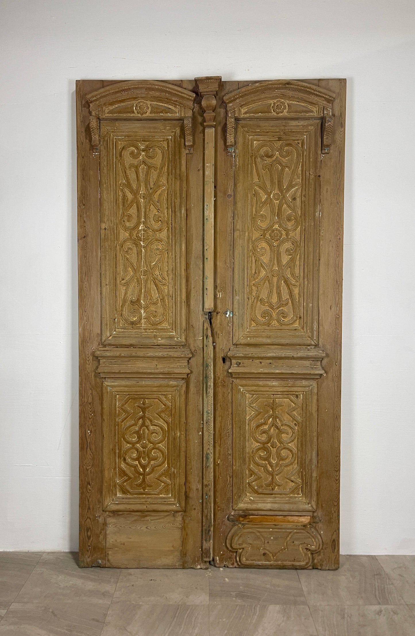 Antique French panel doors with Carvings   (98.5 x 53.75)     O5