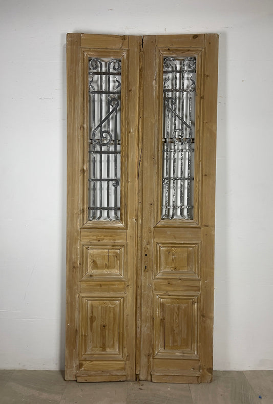 Antique French panel doors with Metal (102.25 x 44) O49