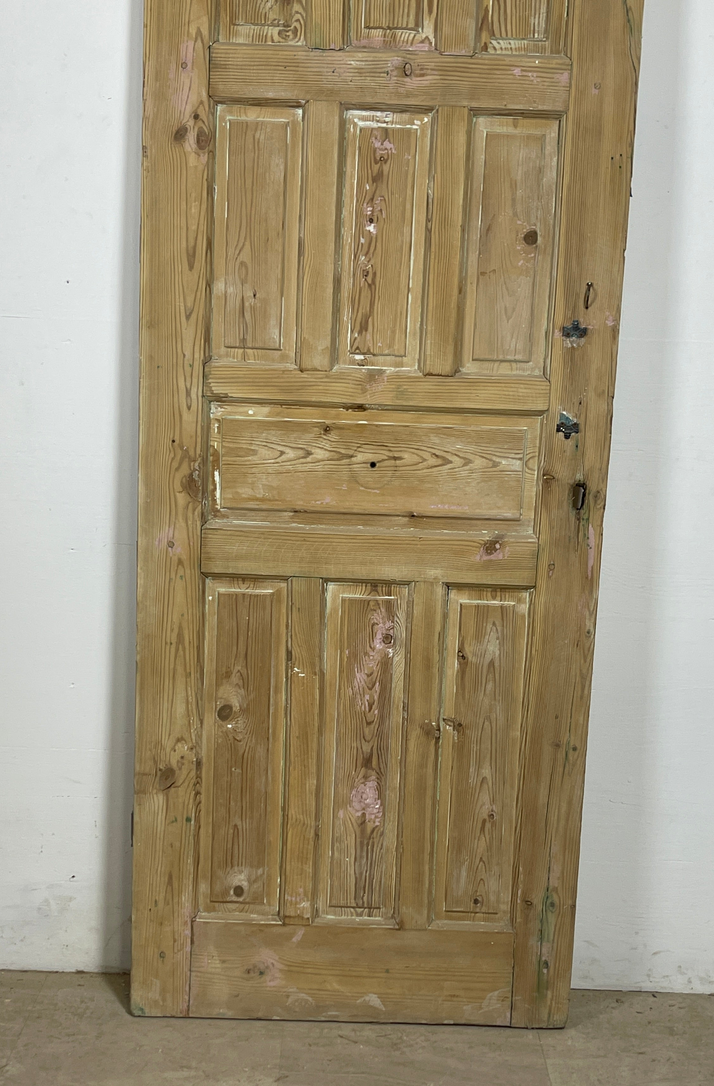 Antique French panel arched door with Carvings (93 x 31) P61