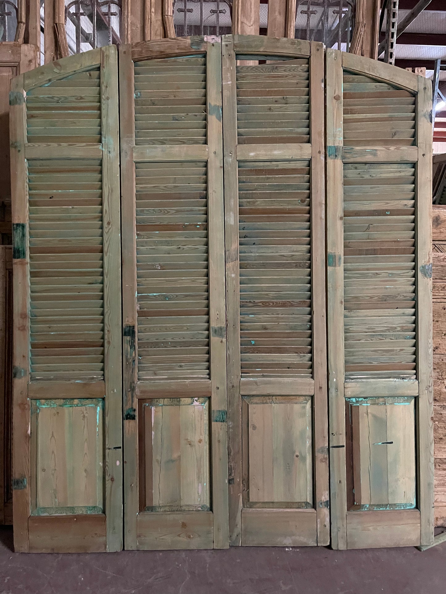 Antique French Arched Shutters (89.5x73.25) J051