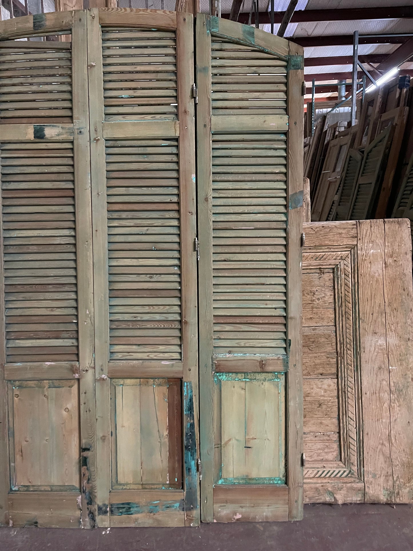 Antique French Arched Shutters (89.5x73.25) J051