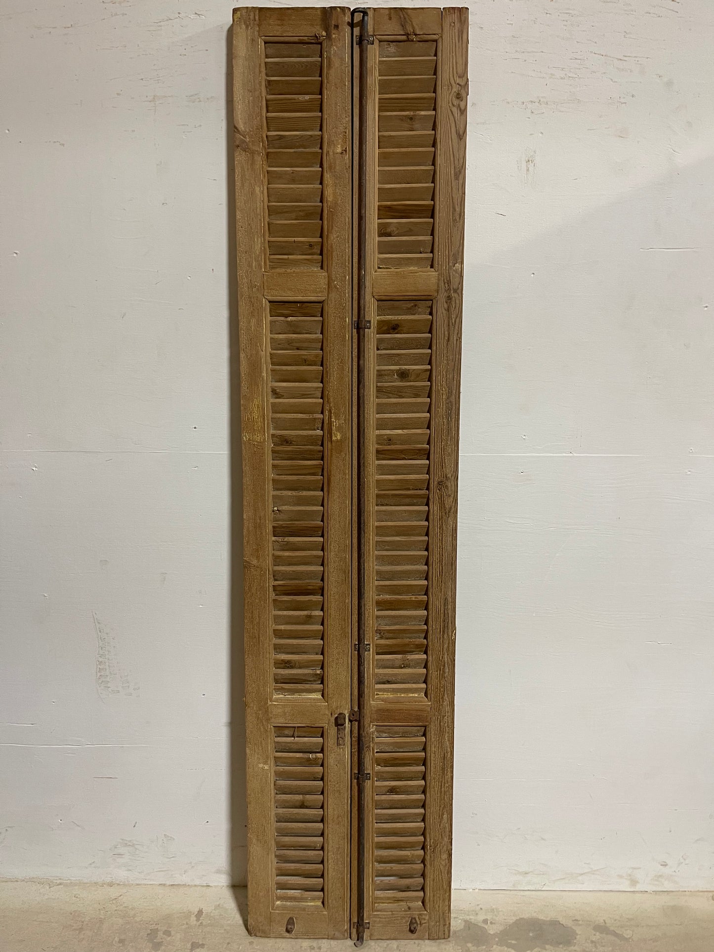 Antique French Shutters (86.5x20) J056
