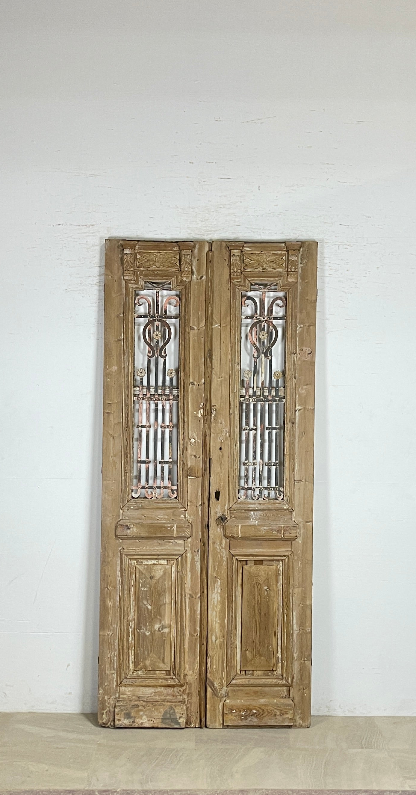 Antique French panel doors with Metal (94.5x41.5) P115
