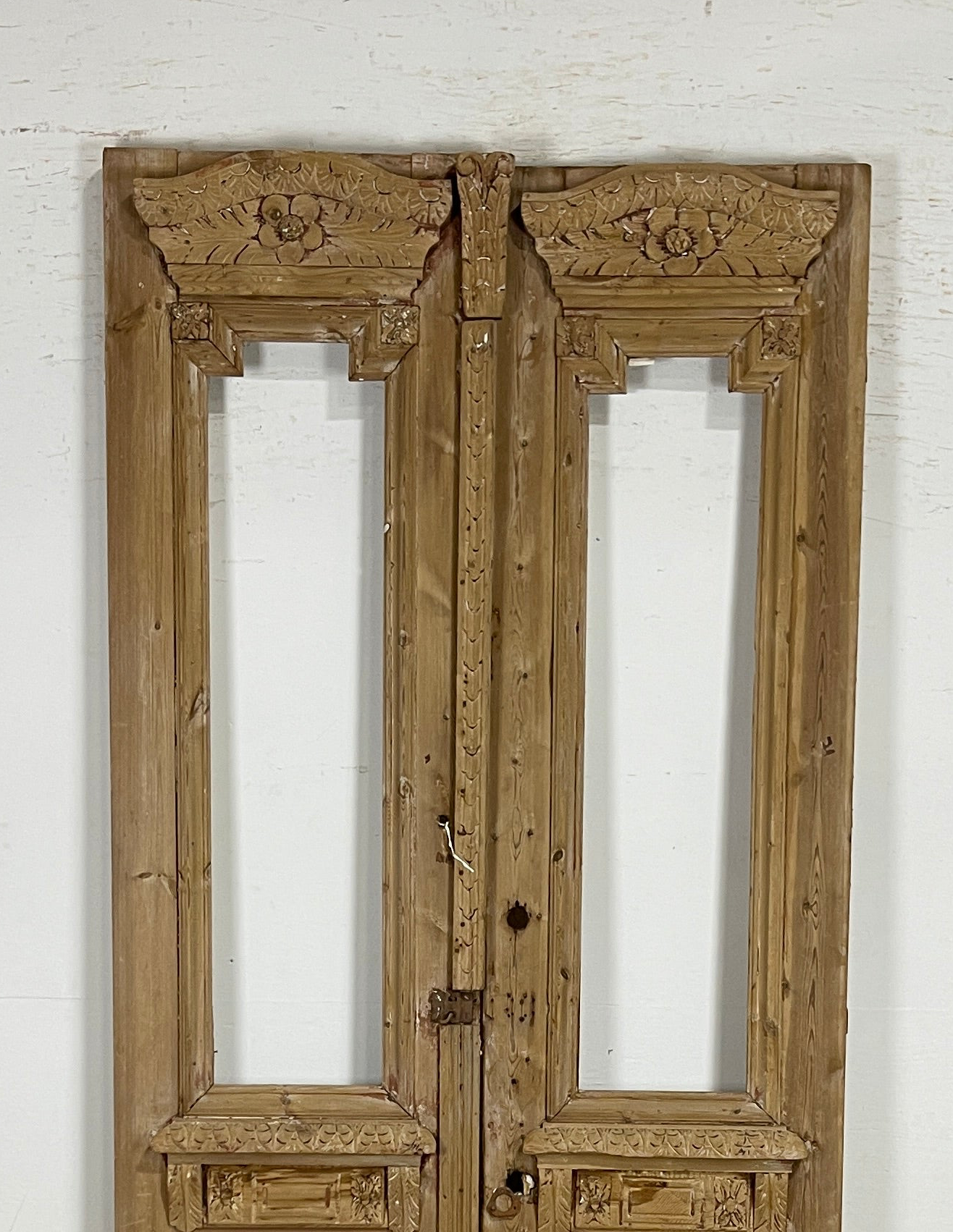 Antique French panel doors with Metal (96x43) P103
