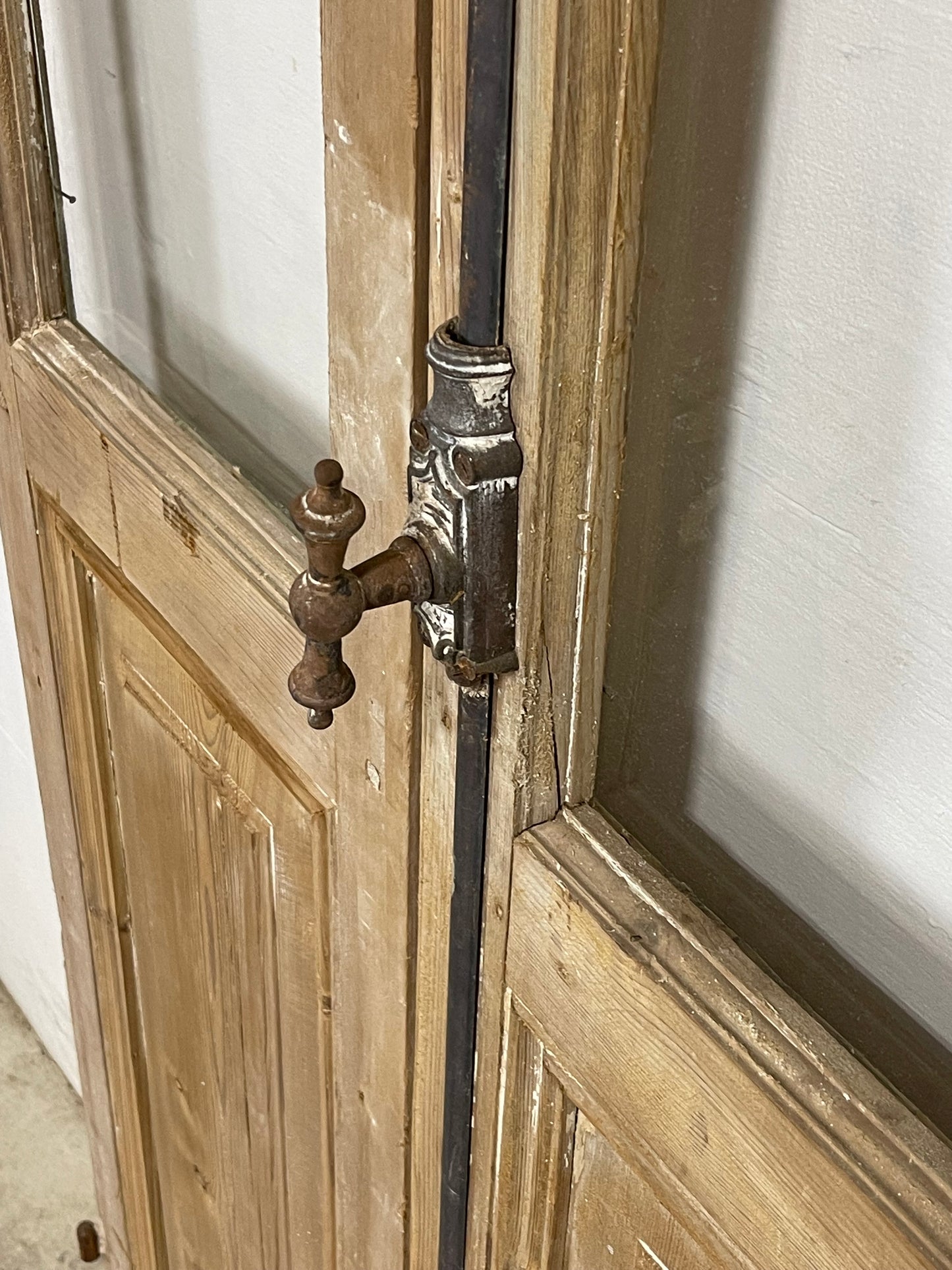 Antique  French Panel Doors with glass (104x30.5)   M085