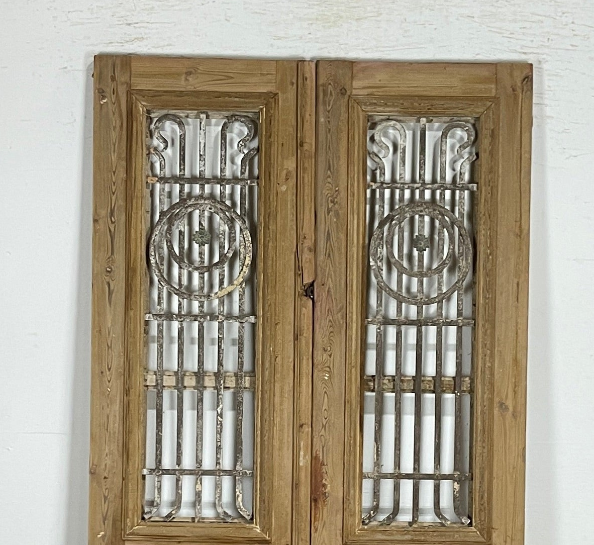 Antique French panel doors with Metal (87x44.5) P114