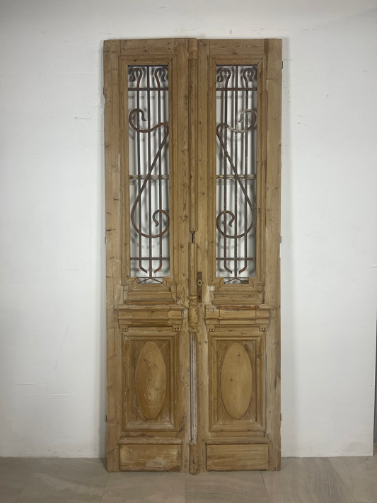 Antique French panel doors with Metal (102.5 x 42) O52