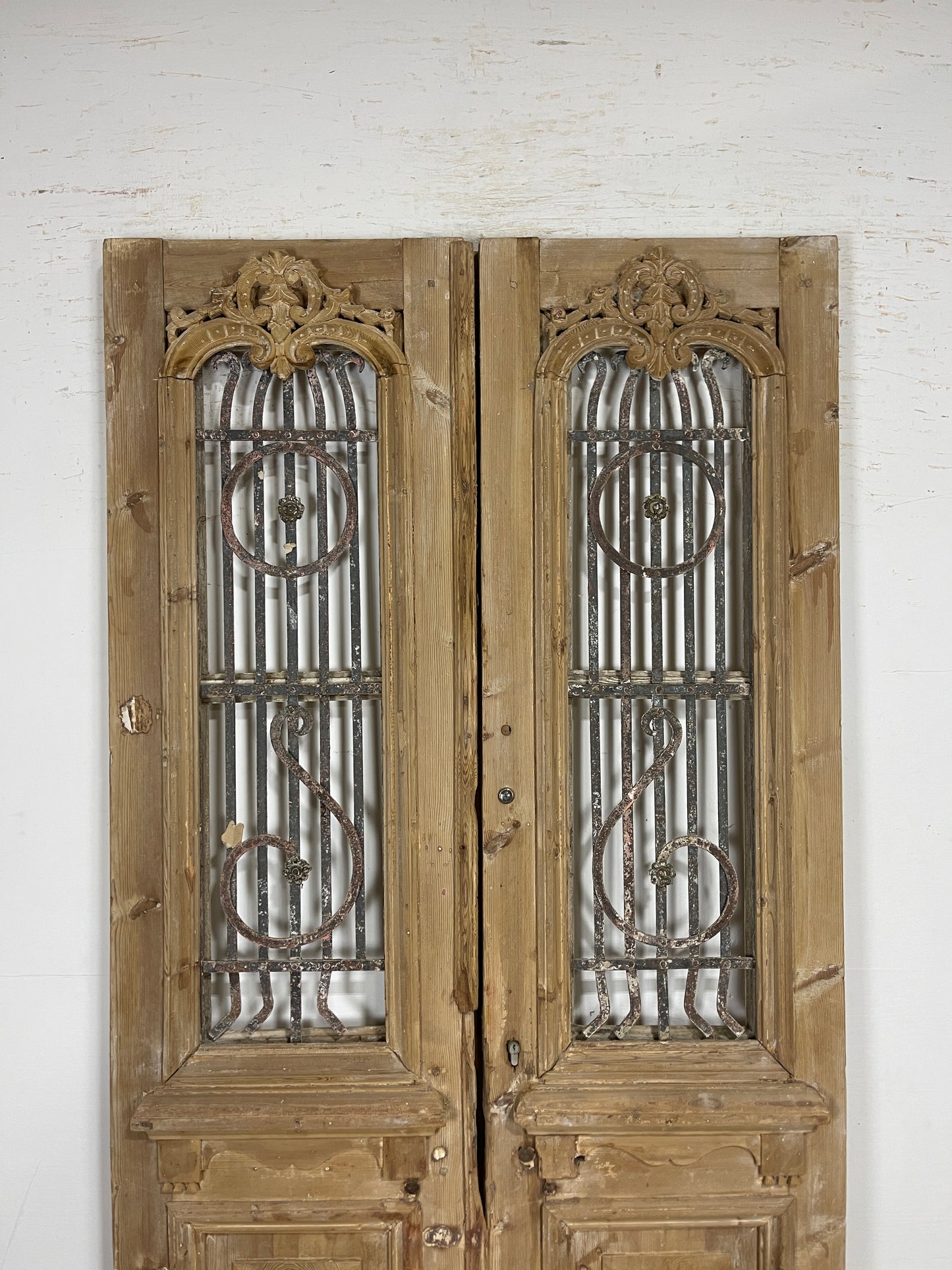 Antique French panel doors with Metal (94x44.5)P77