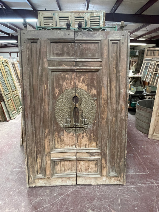 Antique Mosque doors   (110 x 73)