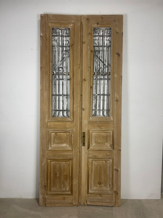 Antique French panel doors with Metal (102.25 x 44) O48