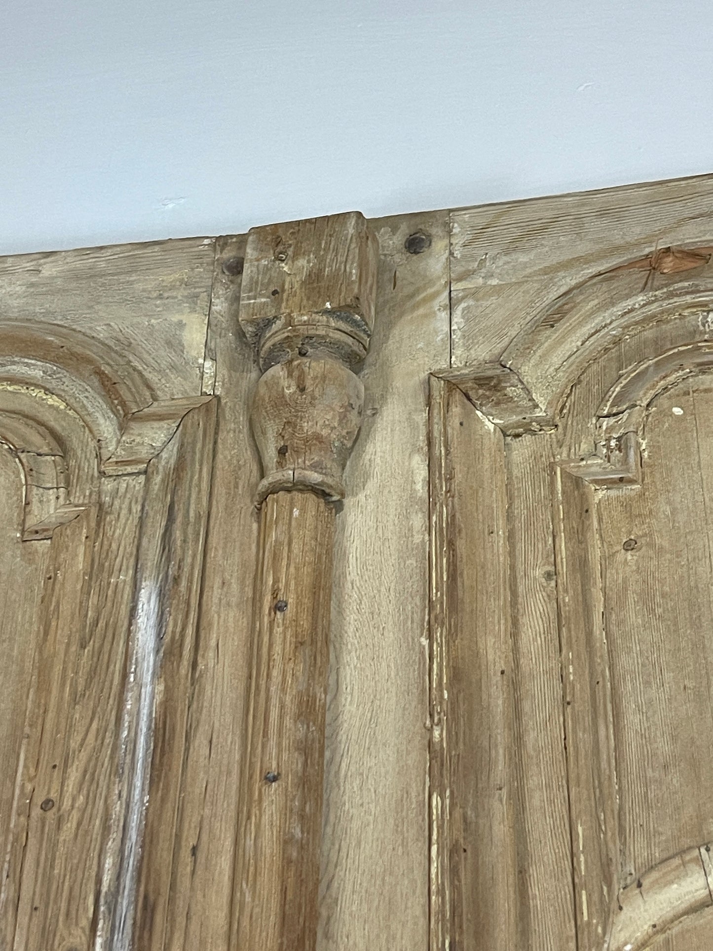 Antique French panel doors with Carvings (119 x 51.5) P50