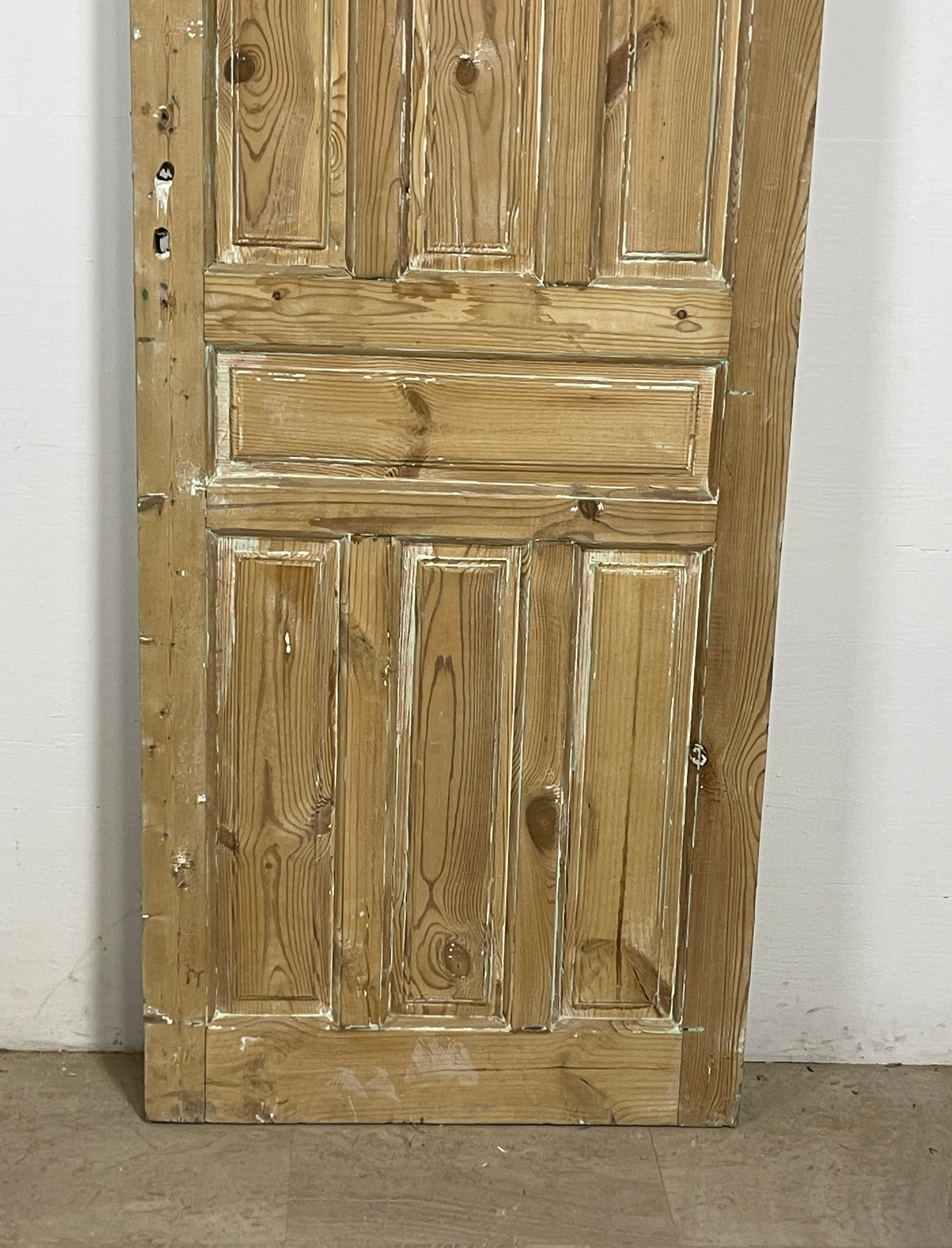 Antique French panel arched door with Carvings (95 x 30) P58