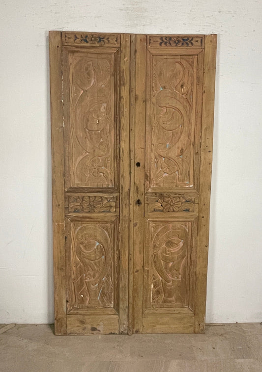 Antique French panel doors with Carvings (88 x 46.5) P17