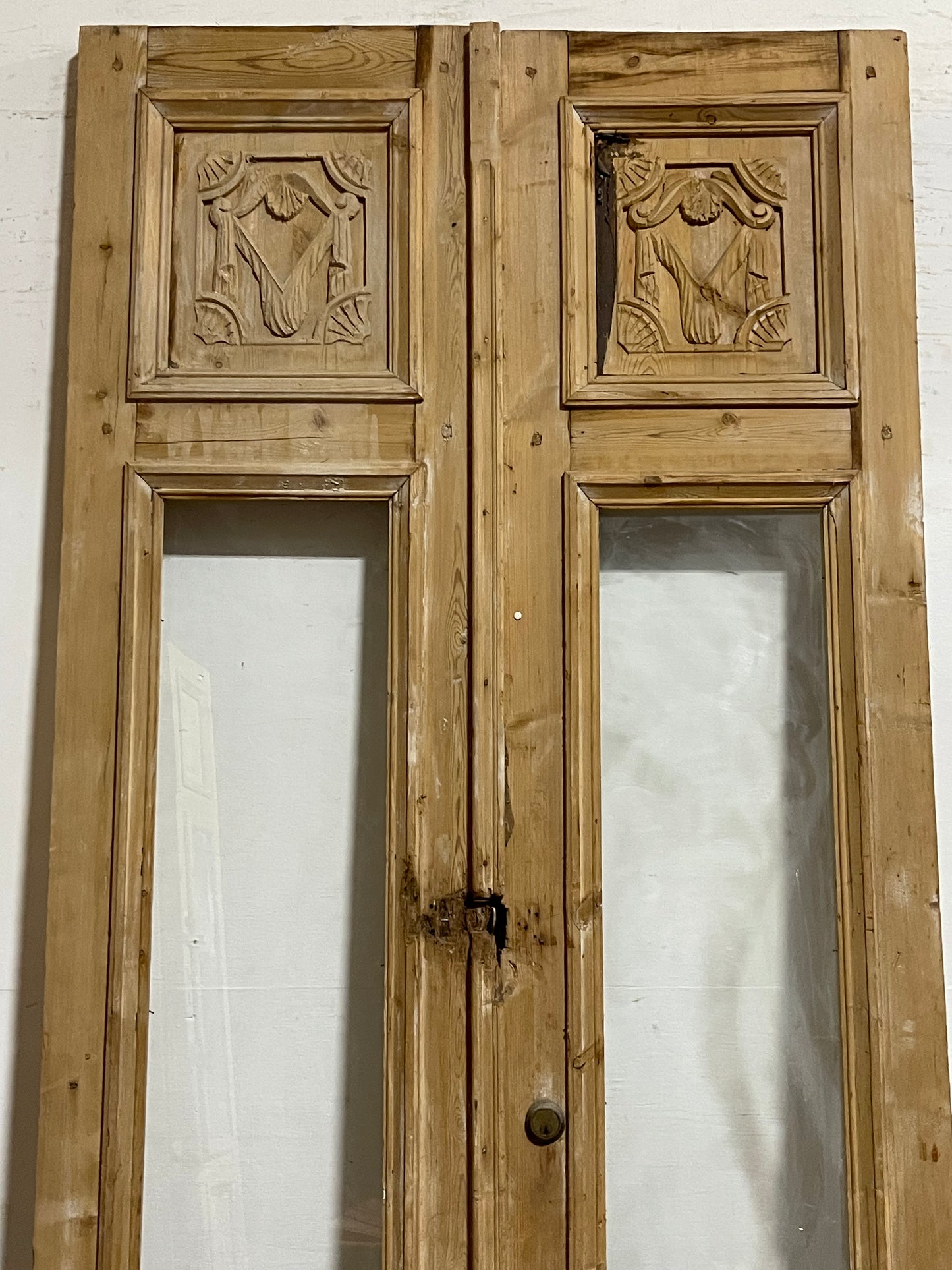 Antique French panel door with glass and carvings (99.5x 44.75) K300