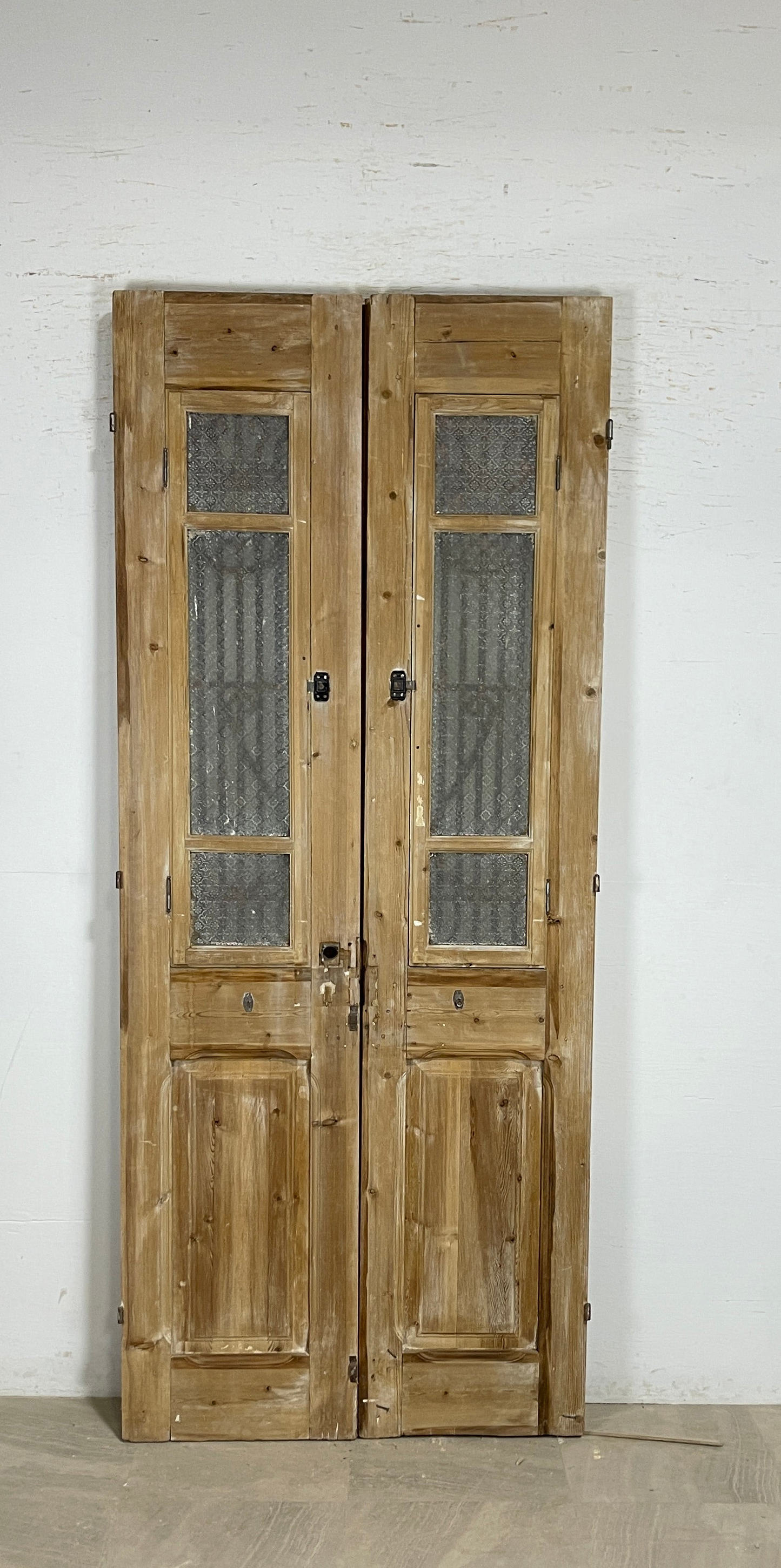 Antique French panel doors with Metal (95.5x40) P117