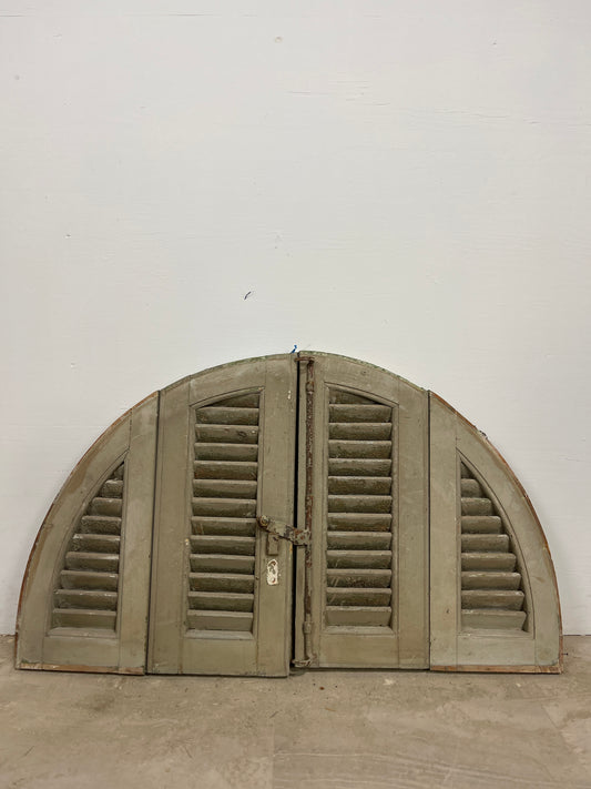 Antique French Shutters - 4 piece set arched (28.25 x 40.5) O993