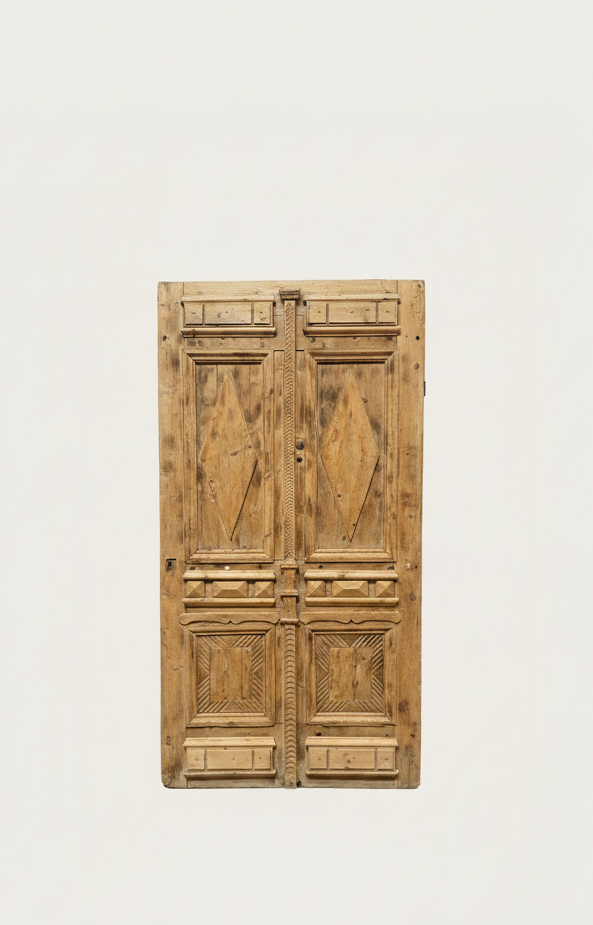 Antique French panel door with carvings (101.5x53) P129