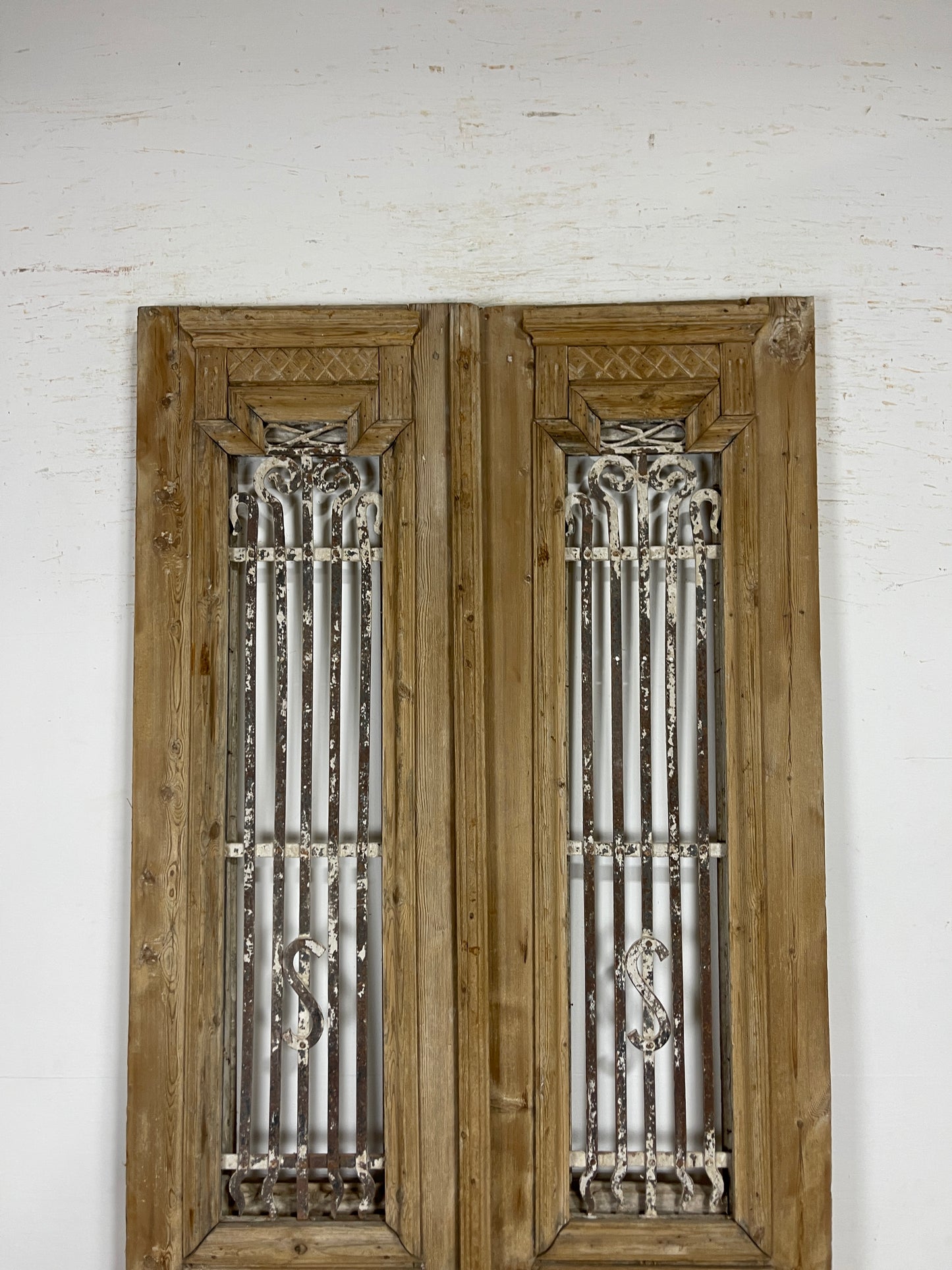 Antique French panel doors with Metal (94x40) P75