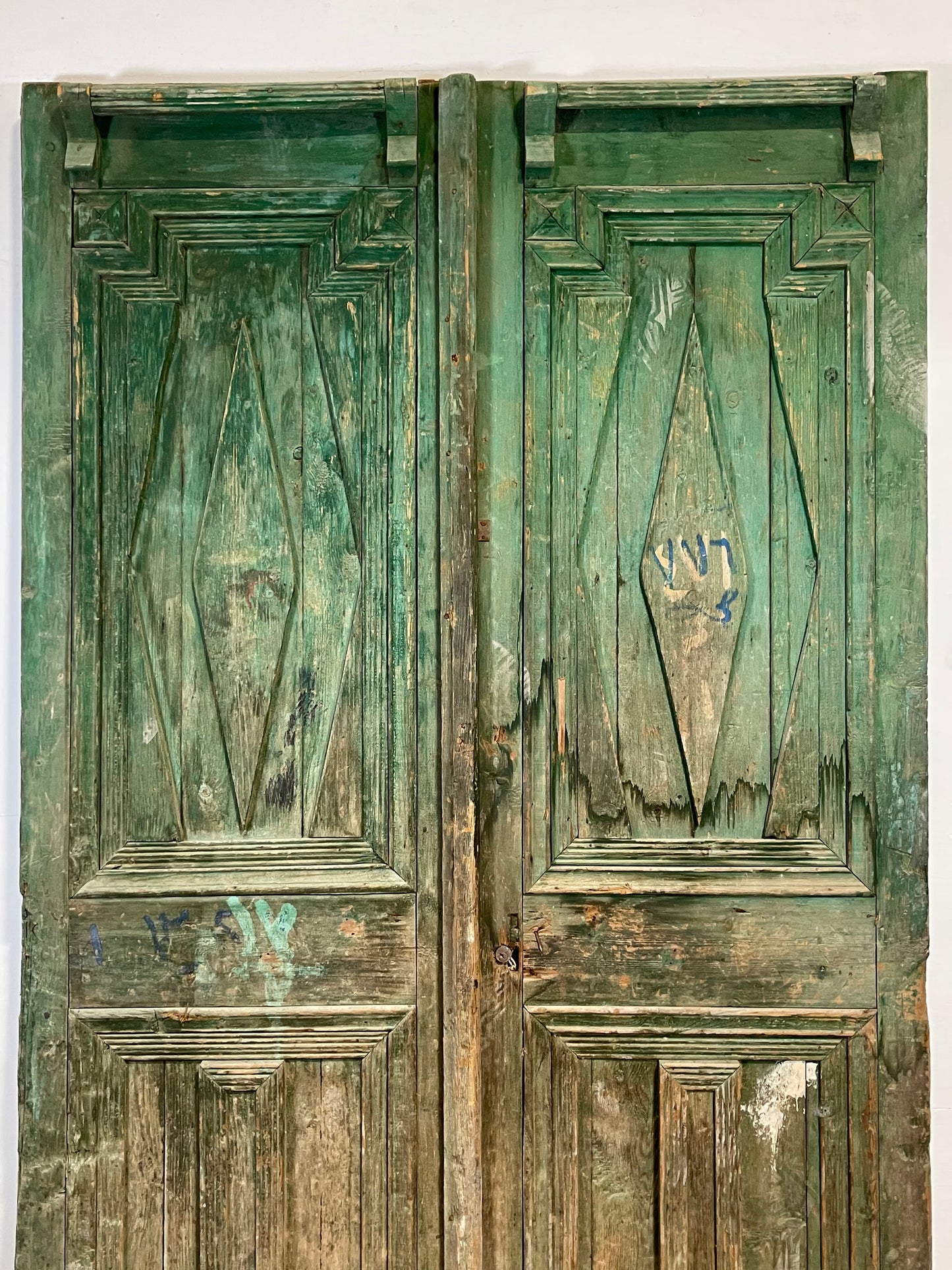 Antique  French Panel Door with Carving  (94x56.25) L218