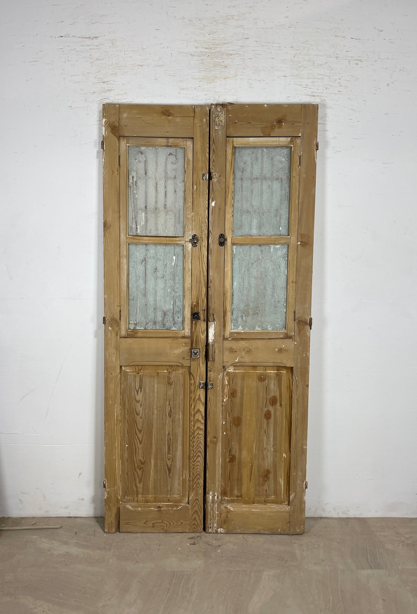 Antique French panel doors with Metal (85x41) P91